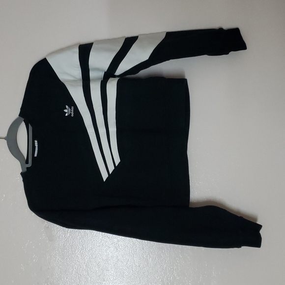 Adidas Crop Sweater - Picture 2 of 5